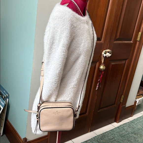 Kate Spade Mulberry Street Piper leather Beige/BK edge camera Crossbody Bag - Picture 9 of 14